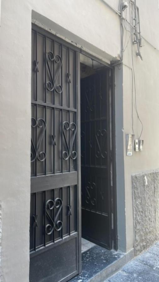 La Porta Accanto Napels Buitenkant foto