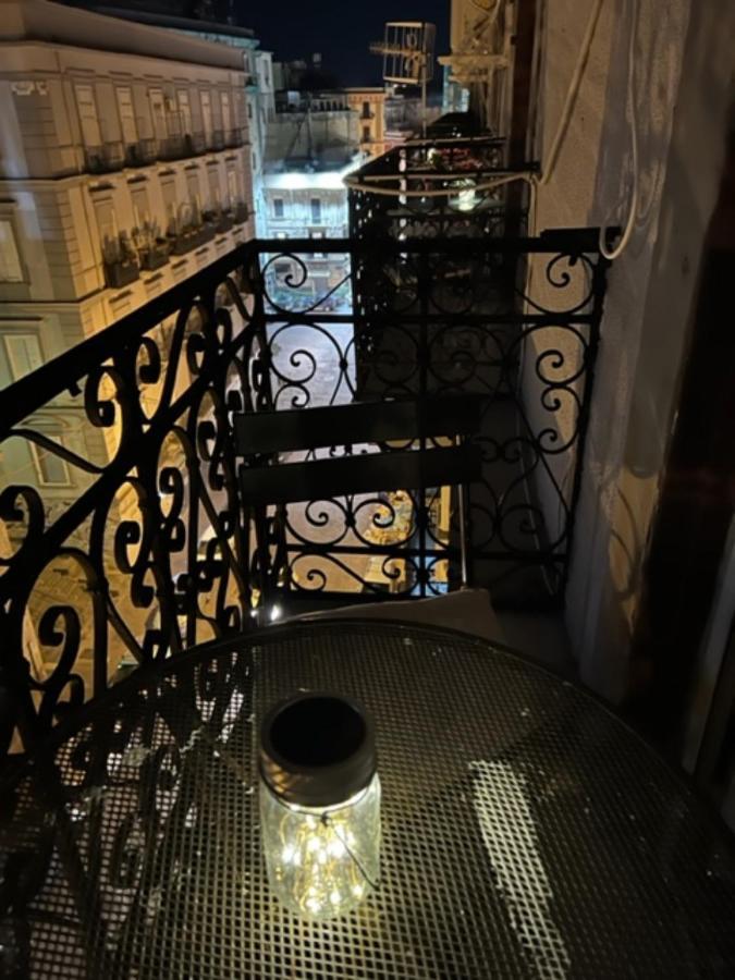 La Porta Accanto Napels Buitenkant foto